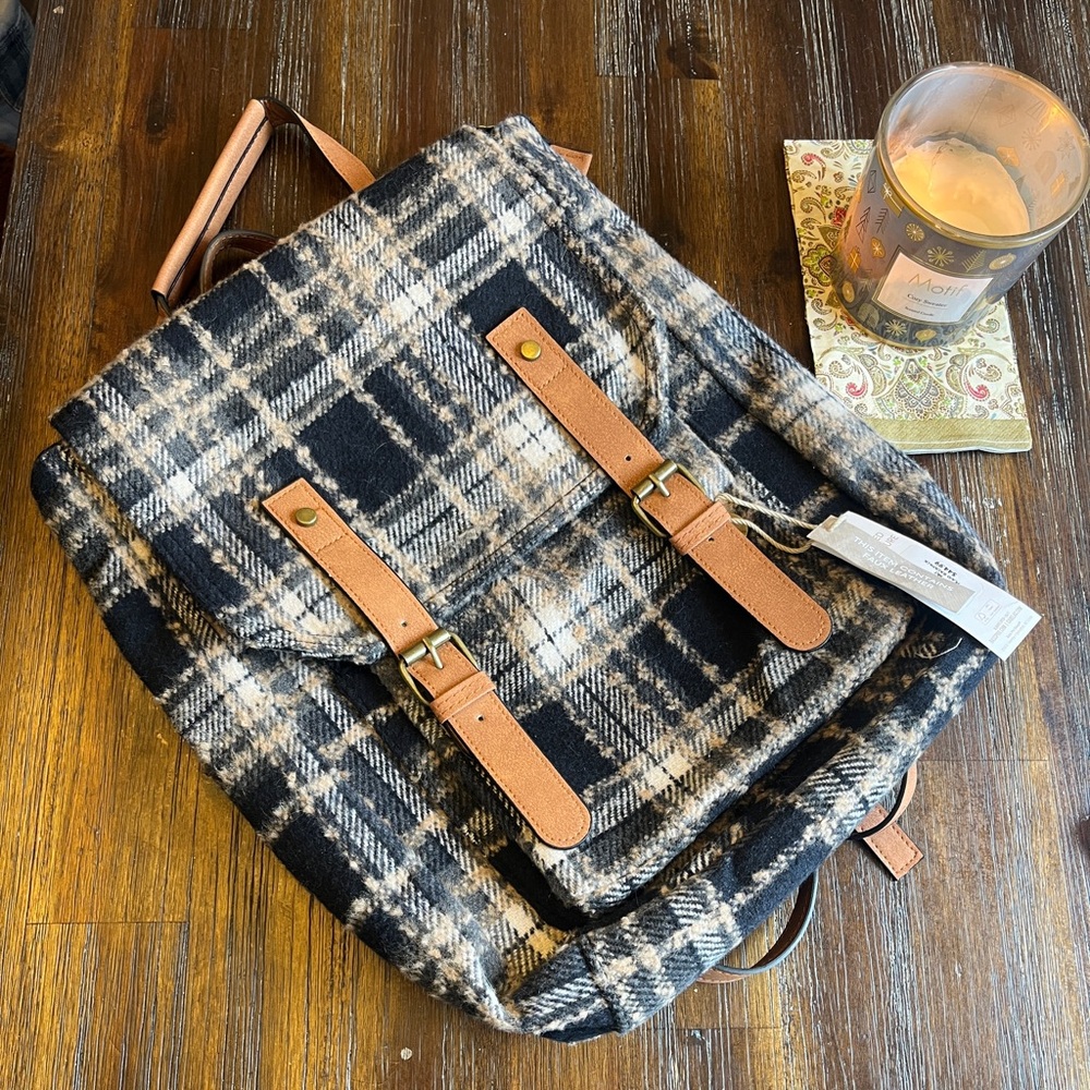 Bnwt Plaid Backpack with faux Leather Straps